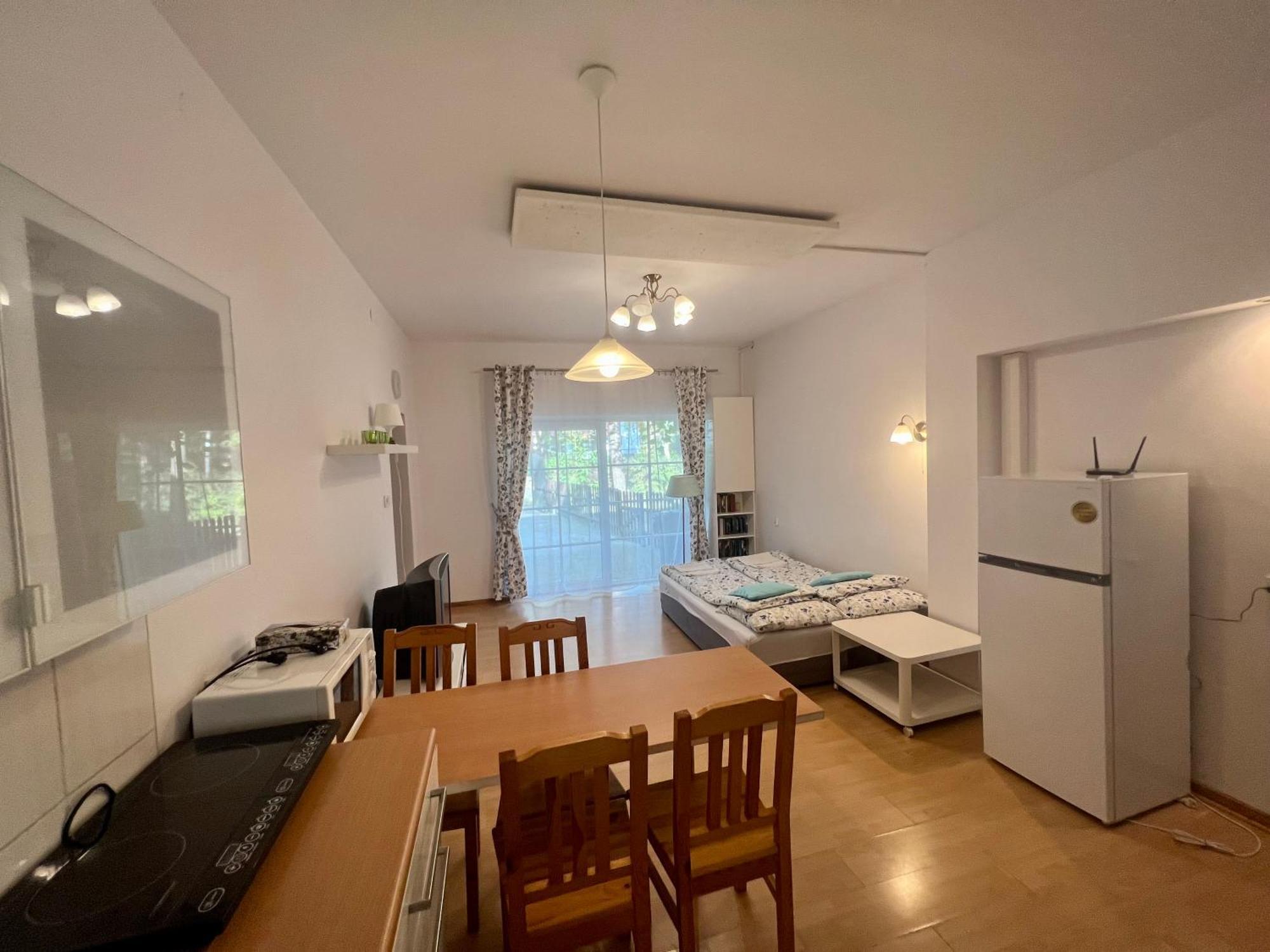 Sosnowy Apartament Jozefow  Bagian luar foto